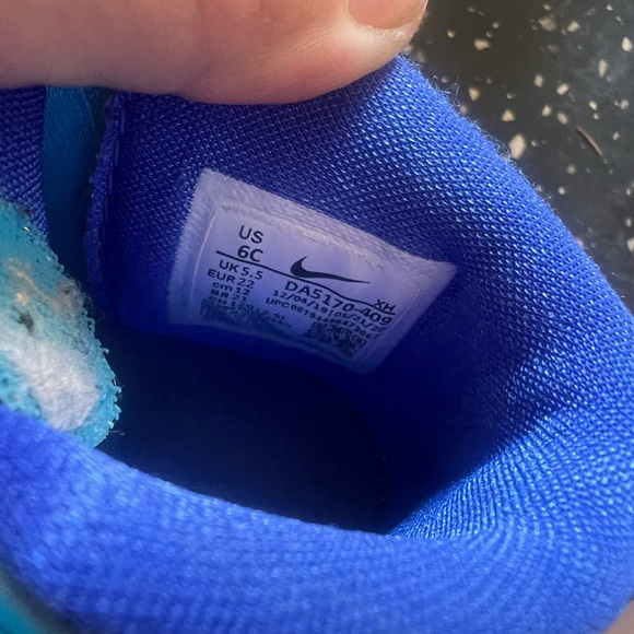 Nike Kyrie toddler 6c - Picture 5 of 5